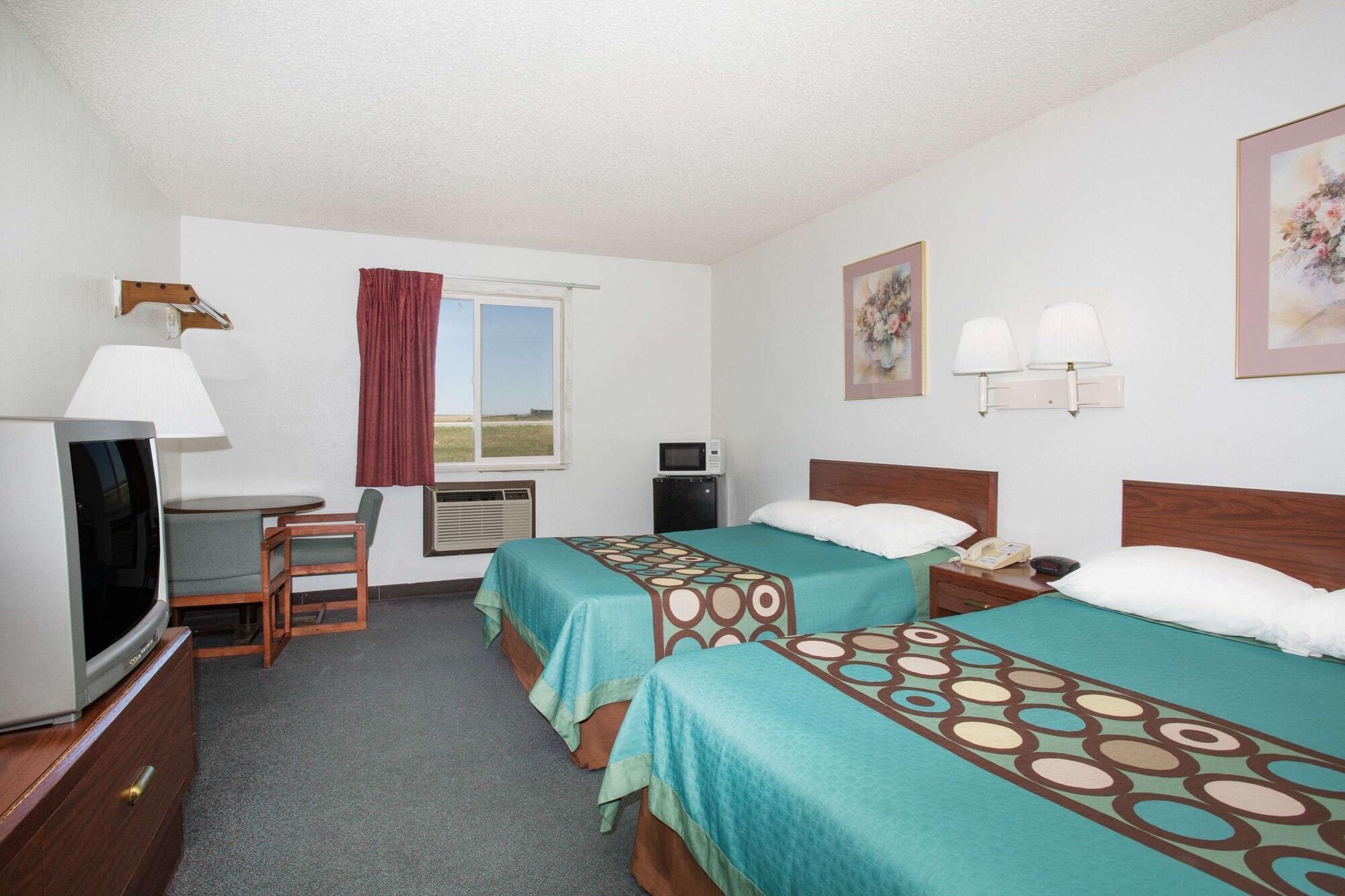 Super 8 By Wyndham Limon Hotel Bagian luar foto